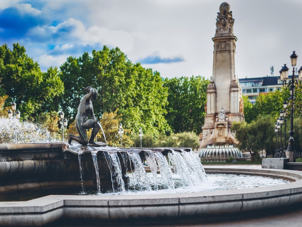 Udhëtim në Madrid - Barcelonë